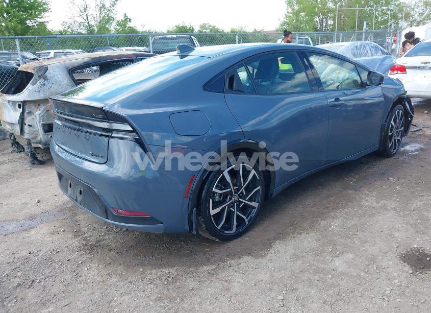 Photo 4 of 2024 Toyota Prius PRIME XSE (VIN JTDACACU2R3029933)