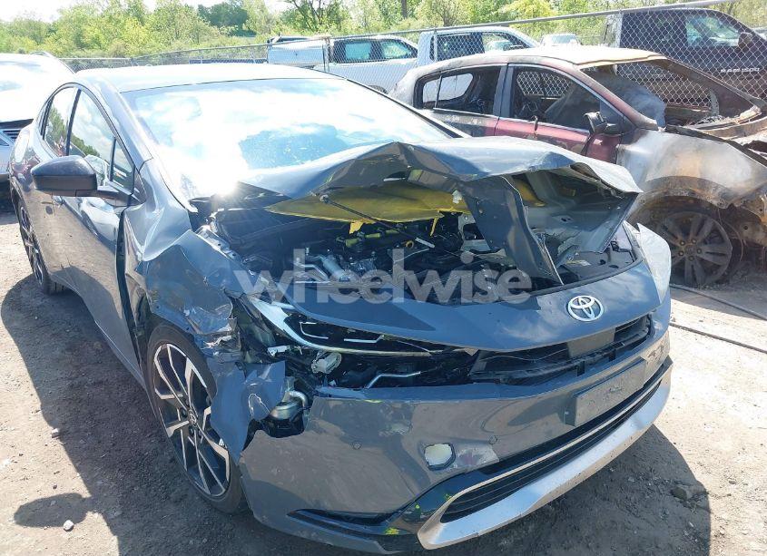 Photo 6 of 2024 Toyota Prius PRIME XSE (VIN JTDACACU2R3029933)