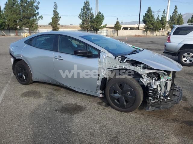 Photo 13 of 2024 TOYOTA PRIUS PRIME SE (VIN JTDACACU2R3039040)