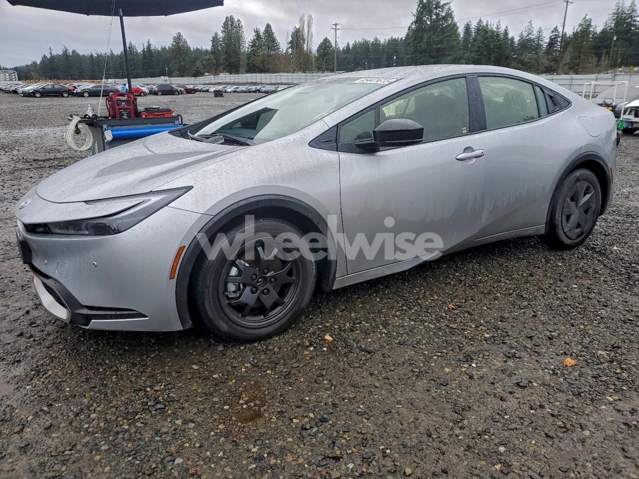 2025 TOYOTA PRIUS SE (VIN JTDACACU2S3053543) main photo