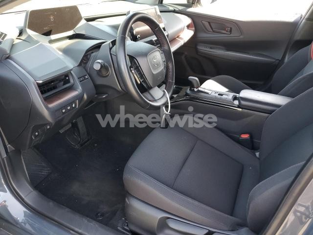 Photo 2 of 2023 TOYOTA PRIUS PRIME SE (VIN JTDACACU6P3001971)