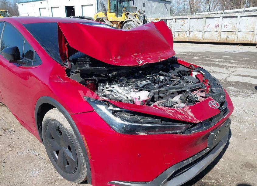 Photo 17 of 2023 Toyota Prius PRIME SE (VIN JTDACACU6P3004353)