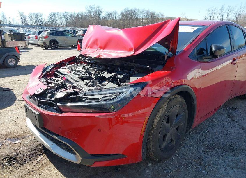 Photo 6 of 2023 Toyota Prius PRIME SE (VIN JTDACACU6P3004353)