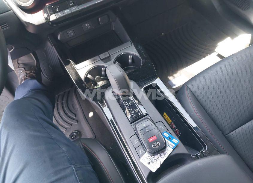 Photo 11 of 2024 Toyota Prius PRIME XSE (VIN JTDACACU8R3020136)