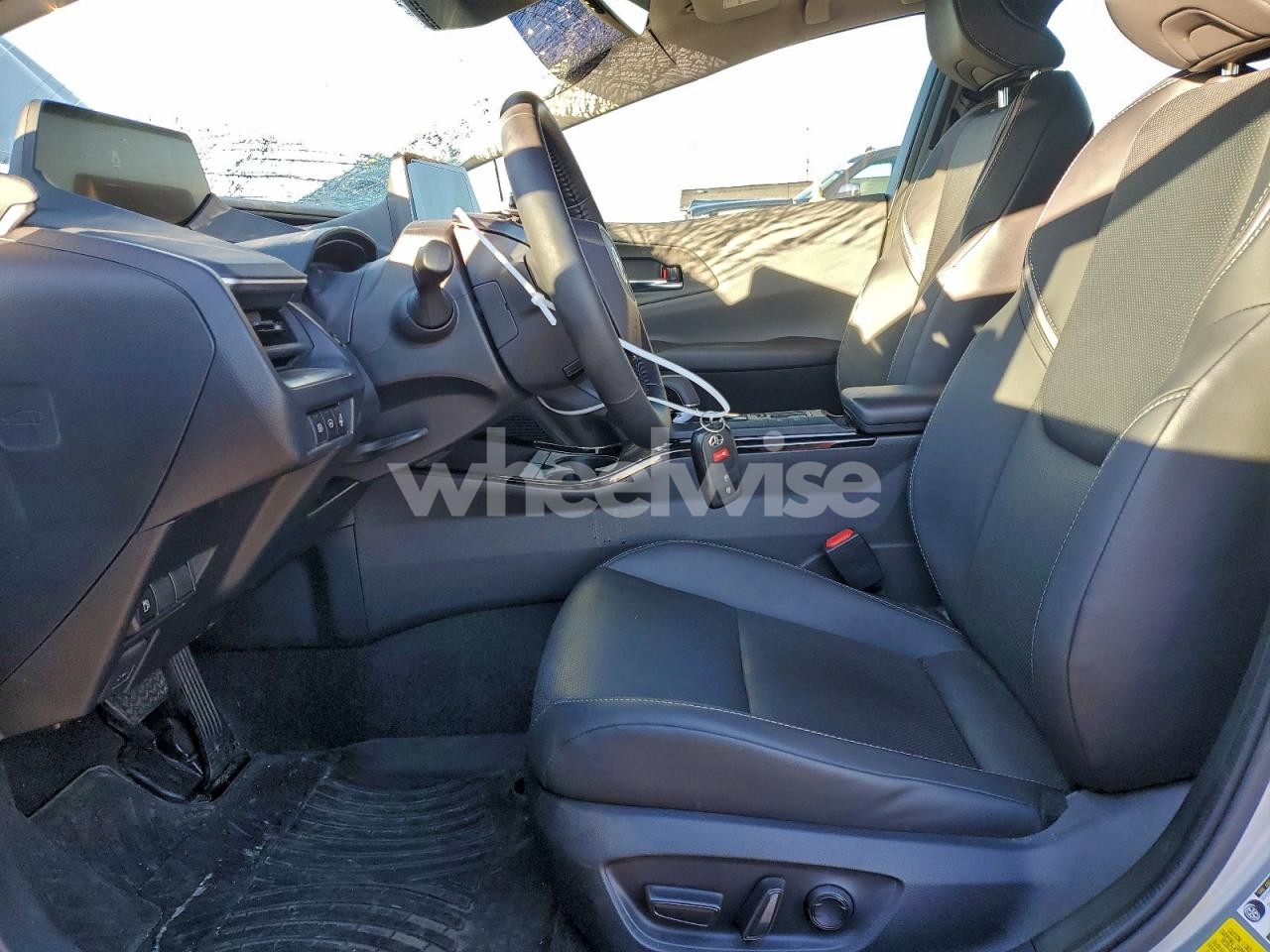 Photo 7 of 2023 TOYOTA PRIUS LE (VIN JTDADABU1P3004629)