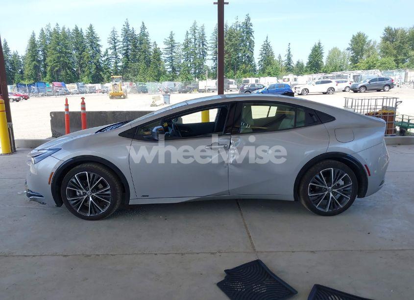 Photo 14 of 2025 Toyota Prius LIMITED AWD-E (VIN JTDADABU2S3026888)