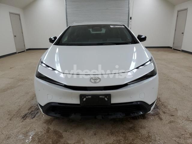 Photo 3 of 2024 TOYOTA PRIUS LE (VIN JTDADABU4R3018219)