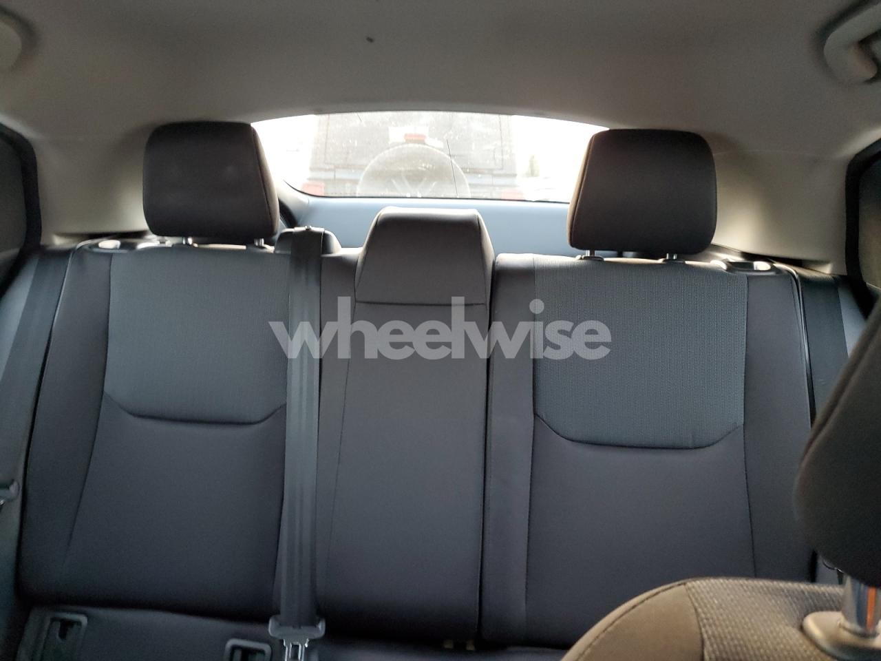 Photo 10 of 2024 TOYOTA PRIUS LE (VIN JTDADABU6R3009294)