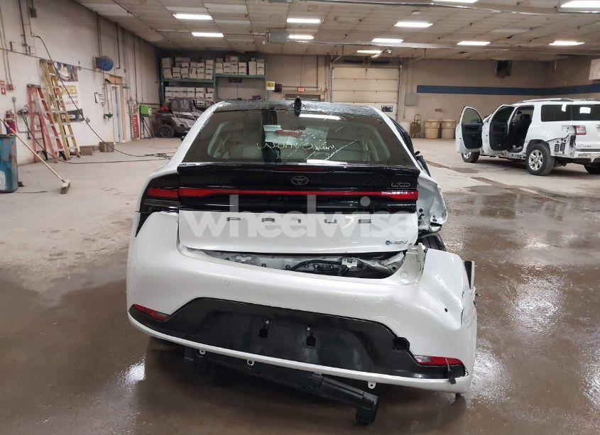 Photo 16 of 2024 Toyota Prius LIMITED AWD-E (VIN JTDADABU6R3024846)