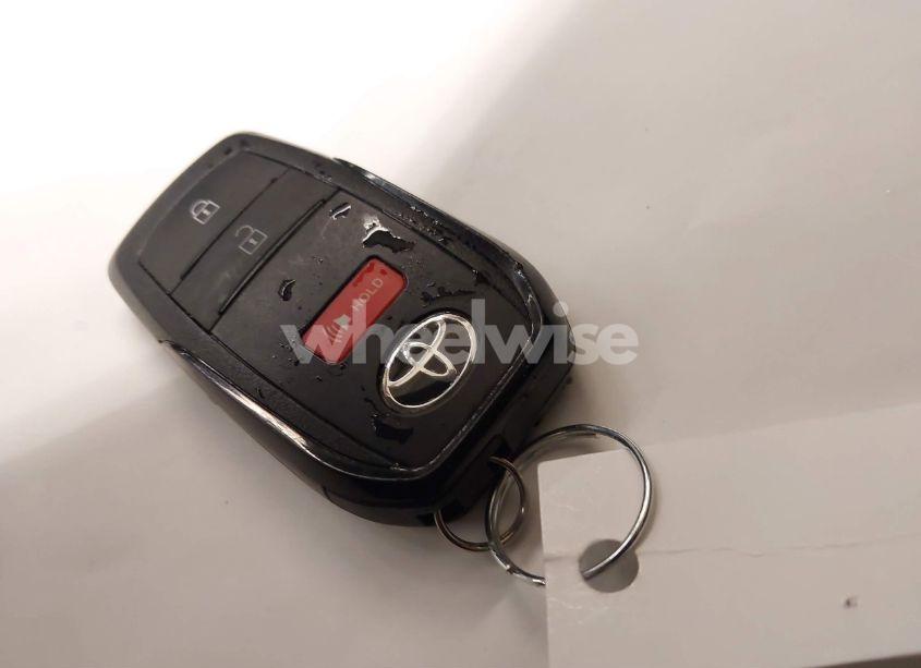 Photo 11 of 2024 Toyota Prius XLE AWD-E (VIN JTDADABU8R3013976)