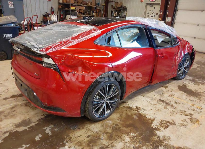 Photo 4 of 2024 Toyota Prius XLE AWD-E (VIN JTDADABU8R3013976)