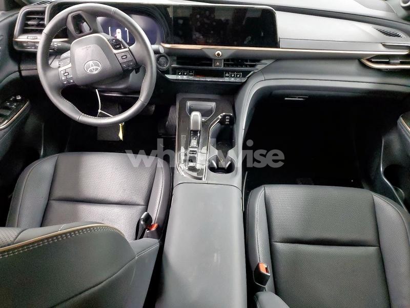 Photo 2 of 2025 TOYOTA CROWN PLATINUM (VIN JTDAFAAF0S3011092)