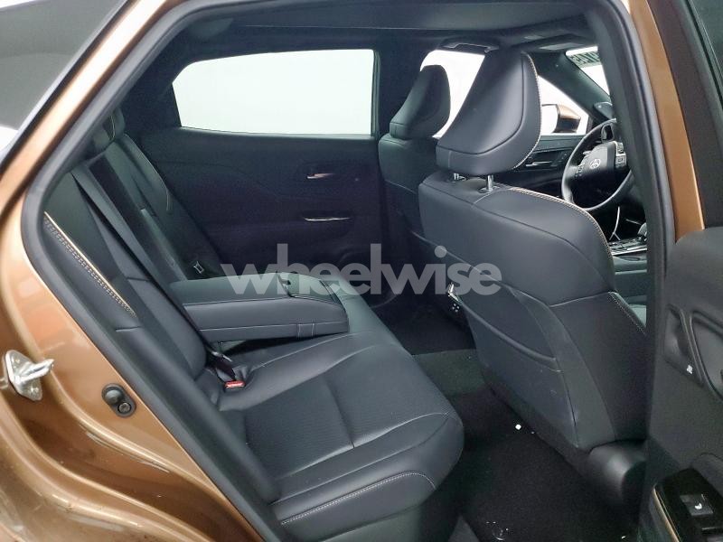 Photo 8 of 2025 TOYOTA CROWN PLATINUM (VIN JTDAFAAF0S3011092)