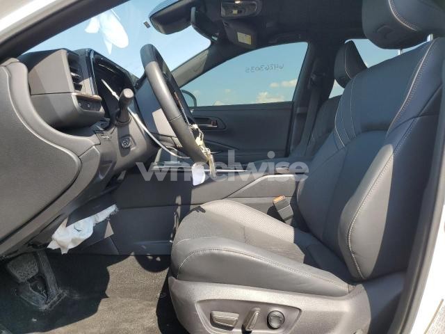 Photo 10 of 2025 TOYOTA CROWN PLATINUM (VIN JTDAFAAFXS3011892)