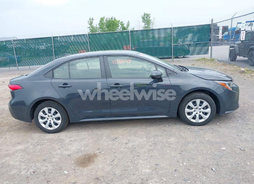 Photo 13 of 2023 Toyota Corolla LE (VIN JTDB4MEE0P3000856)