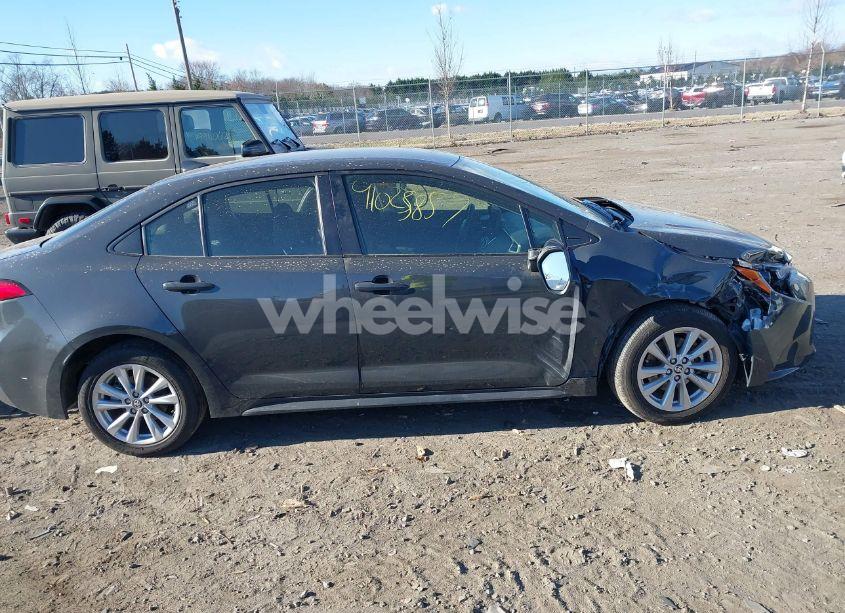 Photo 13 of 2024 Toyota Corolla LE (VIN JTDB4MEE2R3021436)