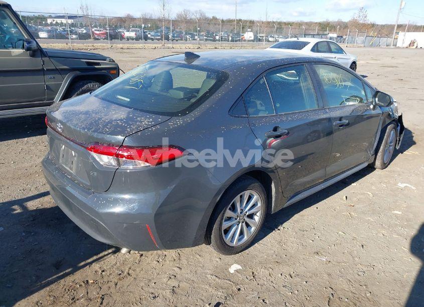 Photo 4 of 2024 Toyota Corolla LE (VIN JTDB4MEE2R3021436)