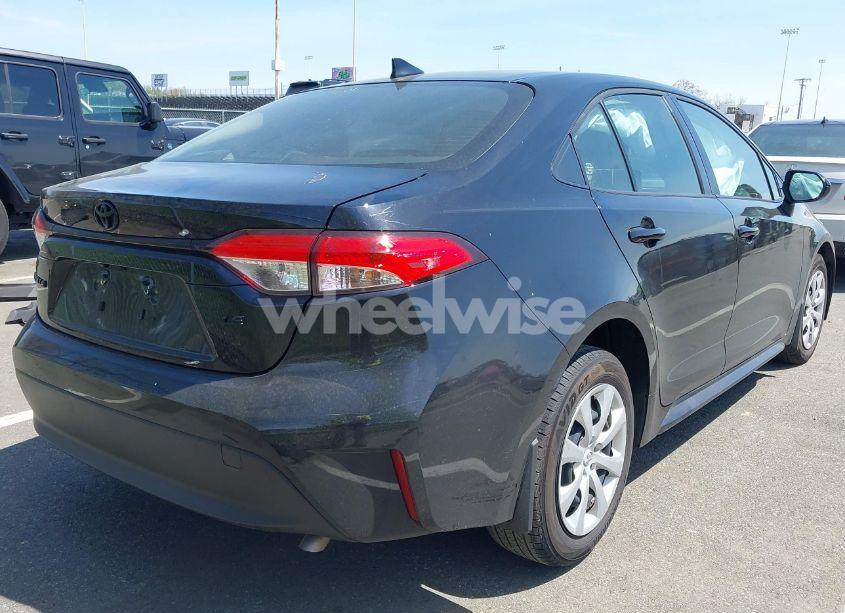 Photo 4 of 2024 Toyota Corolla LE (VIN JTDB4MEE2R3021601)