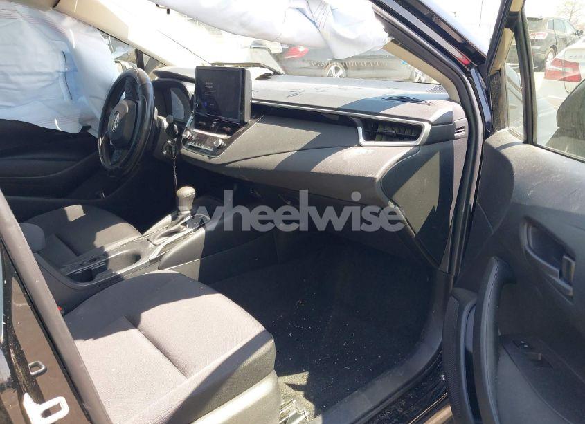 Photo 5 of 2024 Toyota Corolla LE (VIN JTDB4MEE2R3021601)