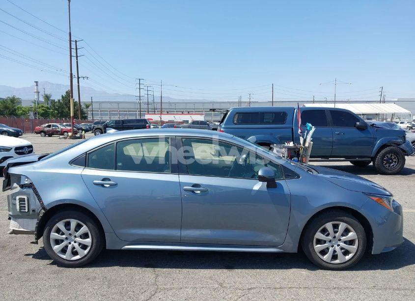 Photo 14 of 2024 Toyota Corolla LE (VIN JTDB4MEE3R3024748)