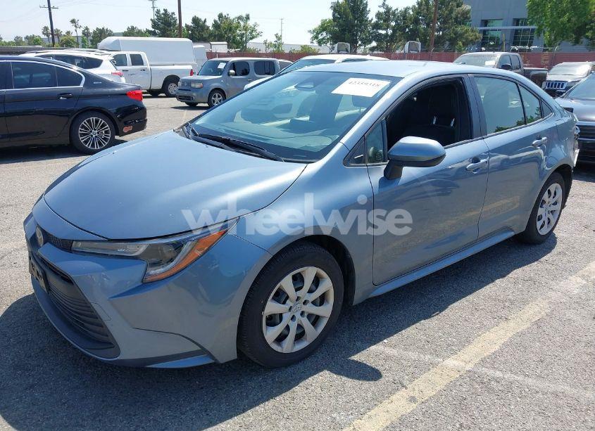 Photo 2 of 2024 Toyota Corolla LE (VIN JTDB4MEE3R3024748)