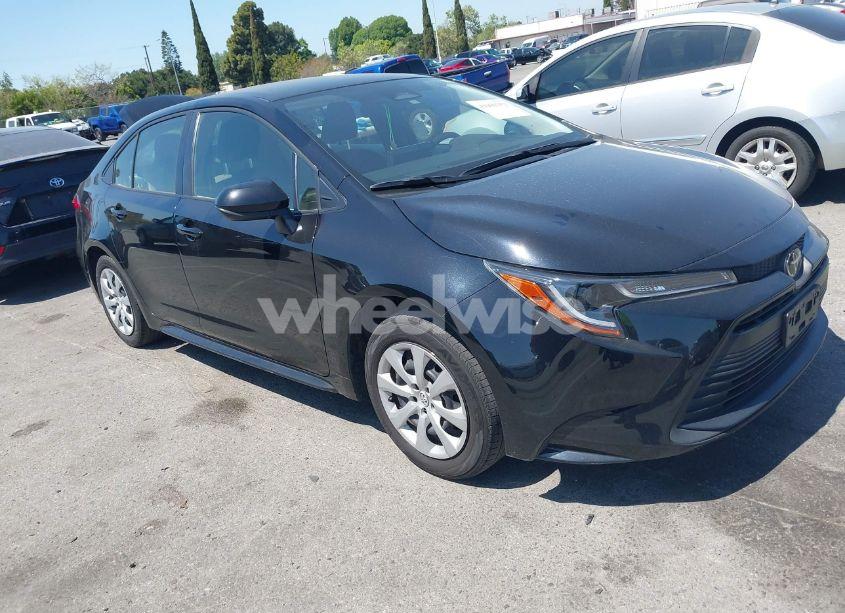 2023 Toyota Corolla LE (VIN JTDB4MEE5P3005454) main photo