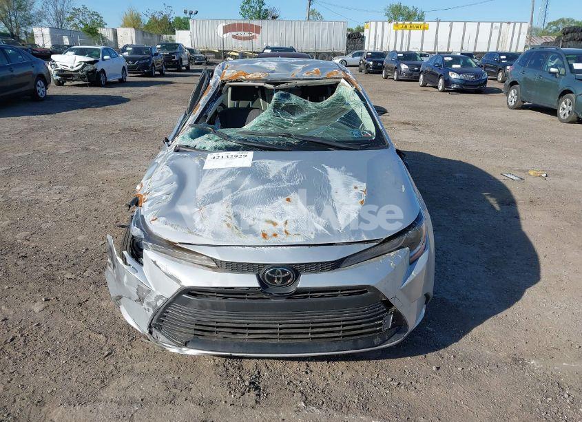 Photo 13 of 2023 Toyota Corolla LE (VIN JTDB4MEE6P3013370)