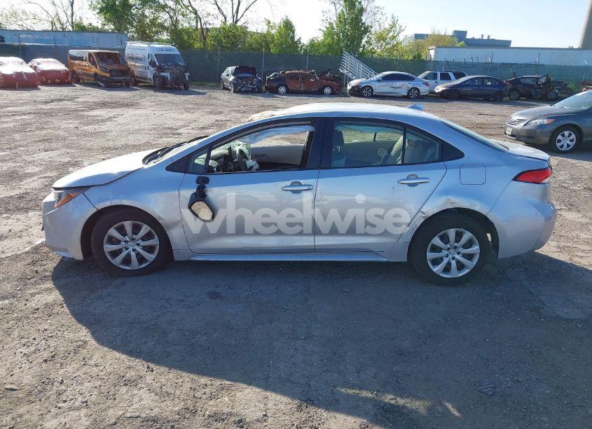 Photo 15 of 2023 Toyota Corolla LE (VIN JTDB4MEE6P3013370)