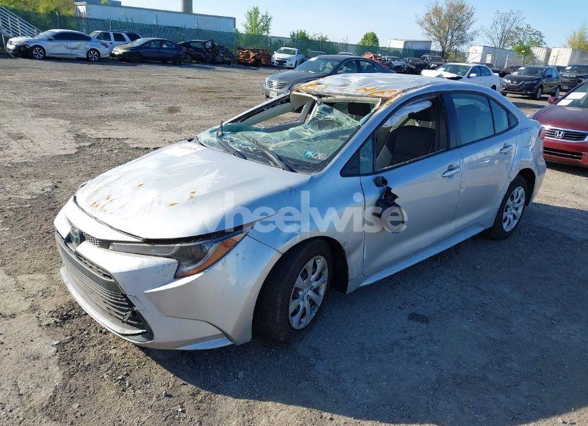 Photo 2 of 2023 Toyota Corolla LE (VIN JTDB4MEE6P3013370)