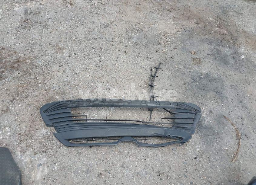 Photo 12 of 2023 Toyota Corolla LE (VIN JTDB4MEE7P3009182)