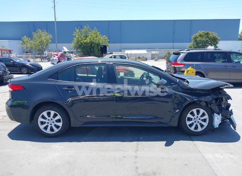 Photo 14 of 2024 Toyota Corolla LE (VIN JTDB4MEE7R3021769)