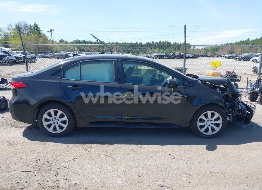 Photo 13 of 2024 Toyota Corolla LE (VIN JTDB4MEE8R3019254)