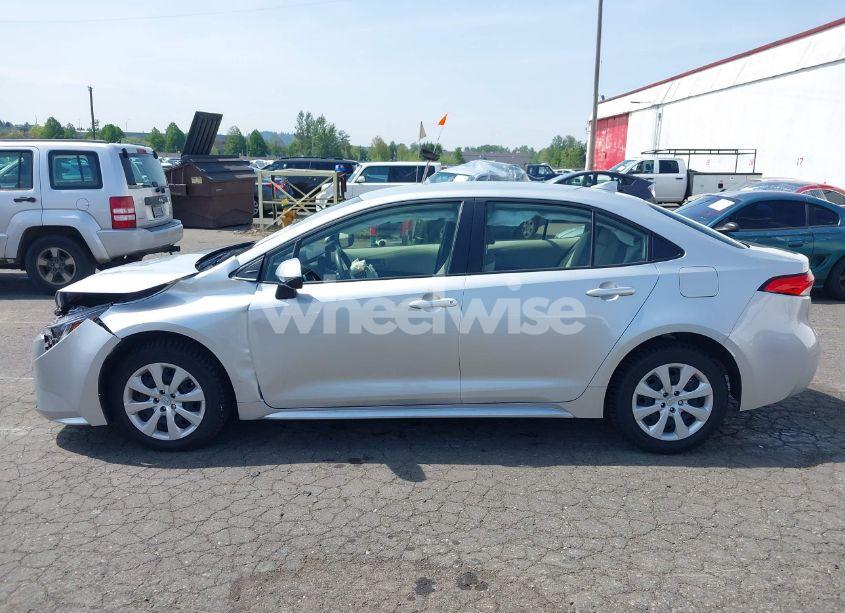 Photo 14 of 2023 Toyota Corolla LE (VIN JTDB4MEE9P3005960)