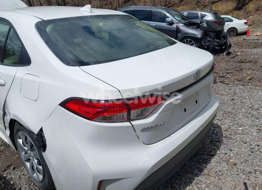 Photo 12 of 2023 Toyota Corolla LE (VIN JTDB4MEE9P3014383)