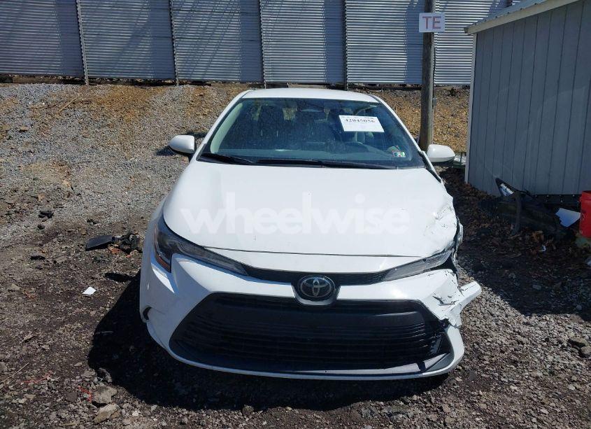 Photo 13 of 2023 Toyota Corolla LE (VIN JTDB4MEE9P3014383)