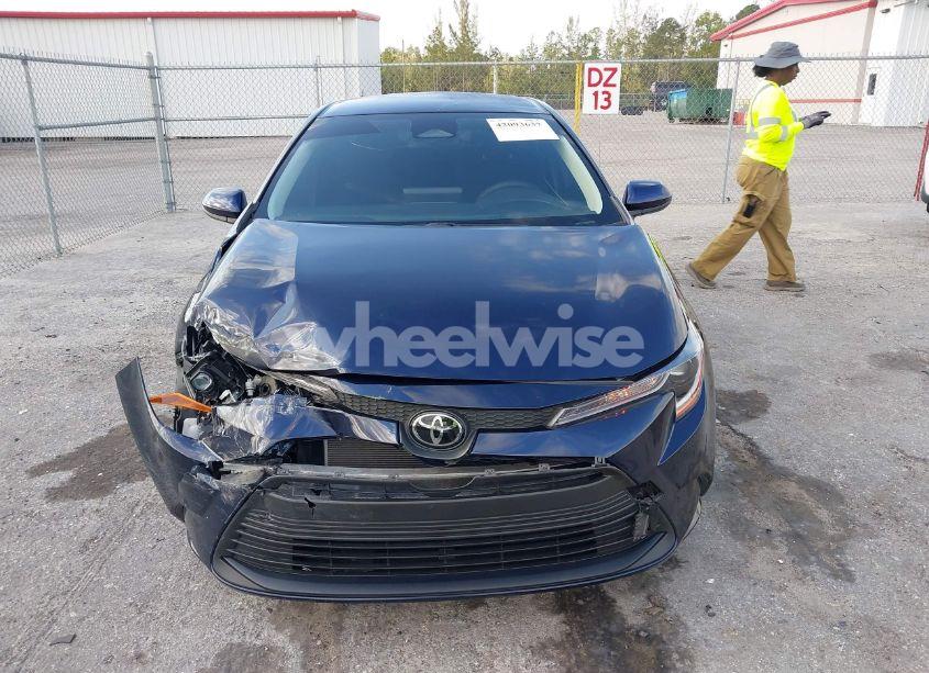 Photo 12 of 2023 Toyota Corolla LE (VIN JTDB4MEE9PJ004092)