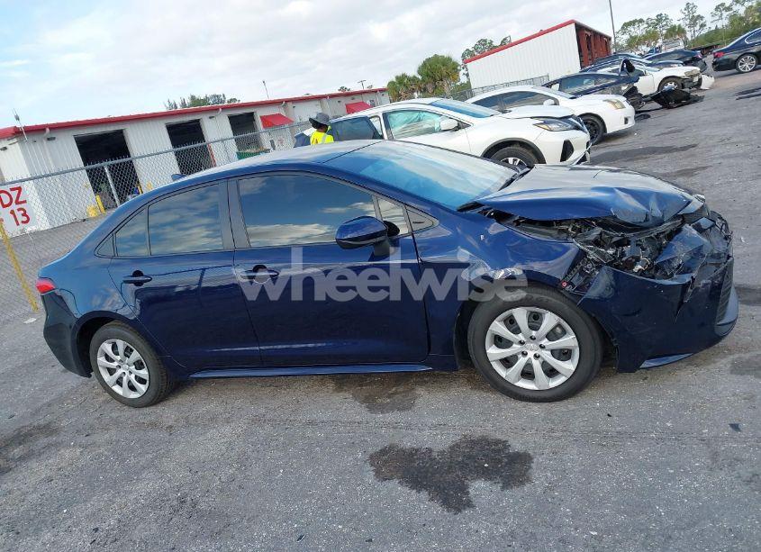 Photo 13 of 2023 Toyota Corolla LE (VIN JTDB4MEE9PJ004092)