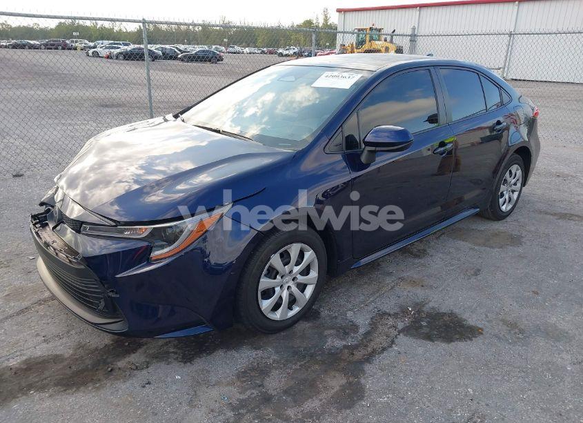 Photo 2 of 2023 Toyota Corolla LE (VIN JTDB4MEE9PJ004092)