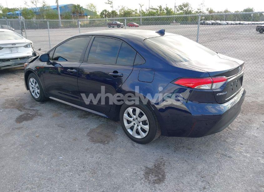 Photo 3 of 2023 Toyota Corolla LE (VIN JTDB4MEE9PJ004092)