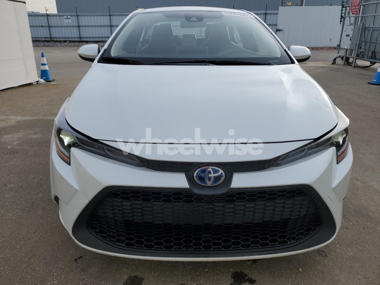 Photo 5 of 2022 TOYOTA COROLLA N/A (VIN JTDBBMBE3N3501795)