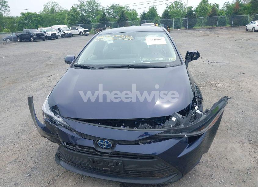 Photo 12 of 2024 Toyota Corolla HYBRID LE (VIN JTDBCMFE0RJ016586)