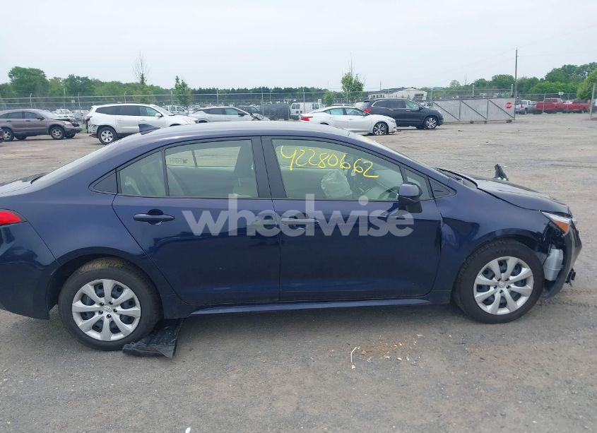 Photo 13 of 2024 Toyota Corolla HYBRID LE (VIN JTDBCMFE0RJ016586)