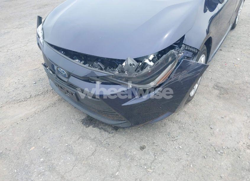 Photo 6 of 2024 Toyota Corolla HYBRID LE (VIN JTDBCMFE0RJ016586)