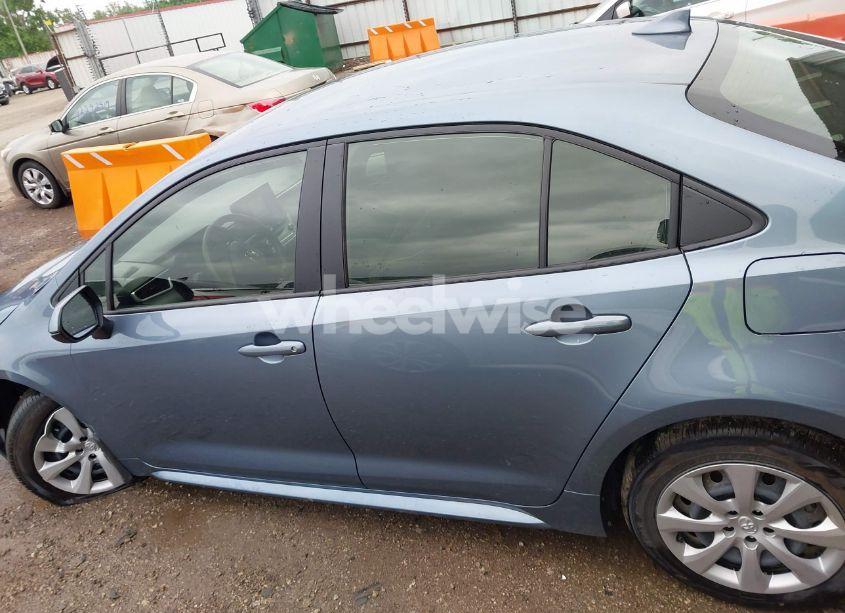 Photo 15 of 2025 Toyota Corolla HYBRID LE (VIN JTDBCMFE0SJ042143)