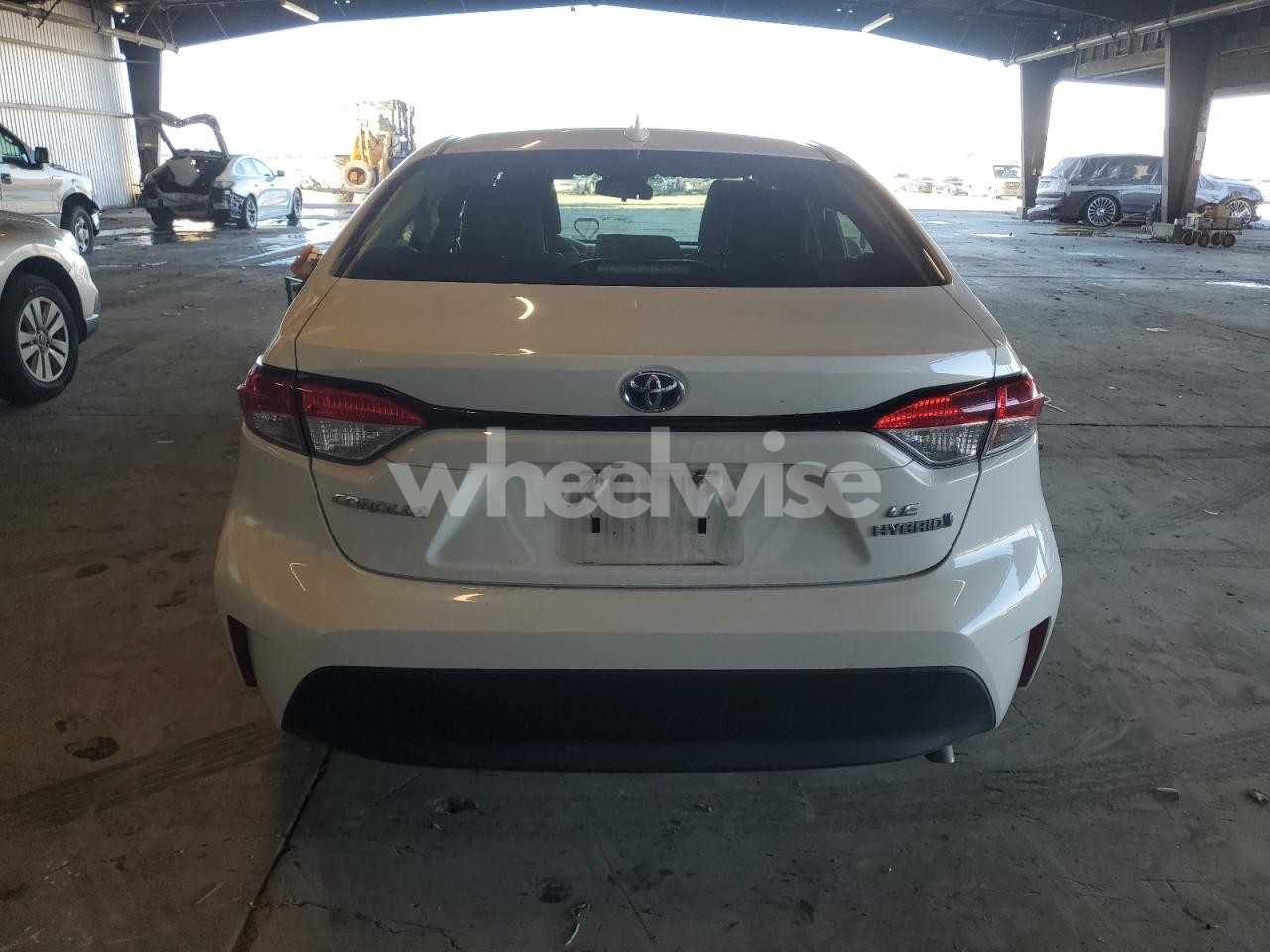 Photo 6 of 2024 TOYOTA COROLLA LE (VIN JTDBCMFE1R3047463)