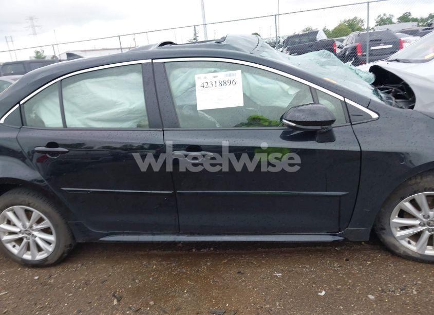 Photo 13 of 2024 Toyota Corolla HYBRID XLE (VIN JTDBCMFE1RJ021022)