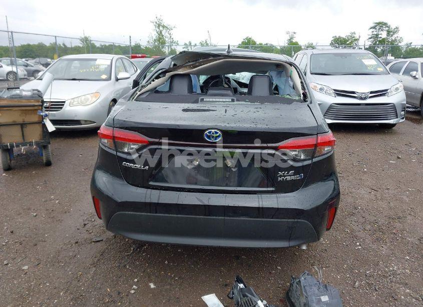 Photo 16 of 2024 Toyota Corolla HYBRID XLE (VIN JTDBCMFE1RJ021022)