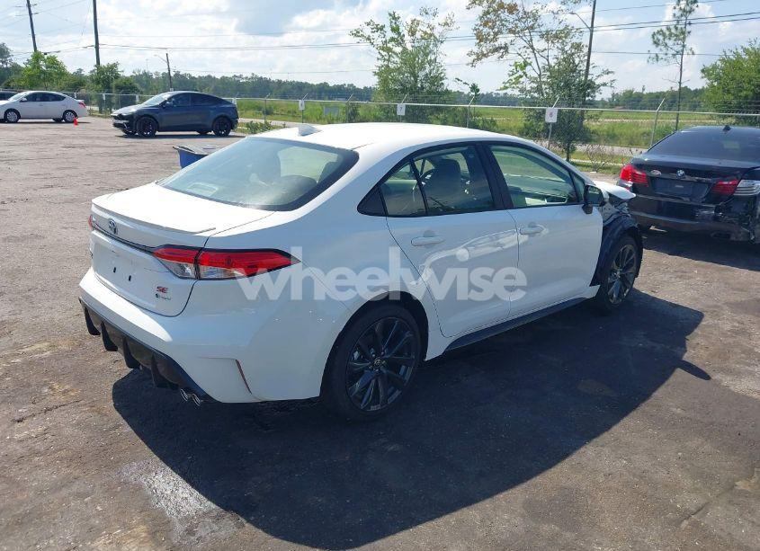 Photo 4 of 2025 Toyota Corolla HYBRID SE (VIN JTDBCMFE1SJ045651)