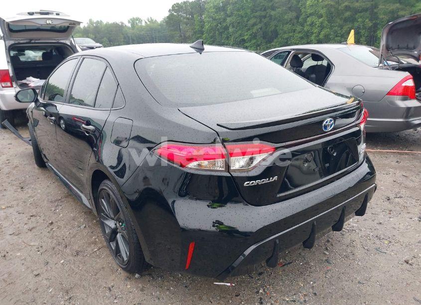 Photo 3 of 2023 Toyota Corolla HYBRID SE (VIN JTDBCMFE2P3008913)