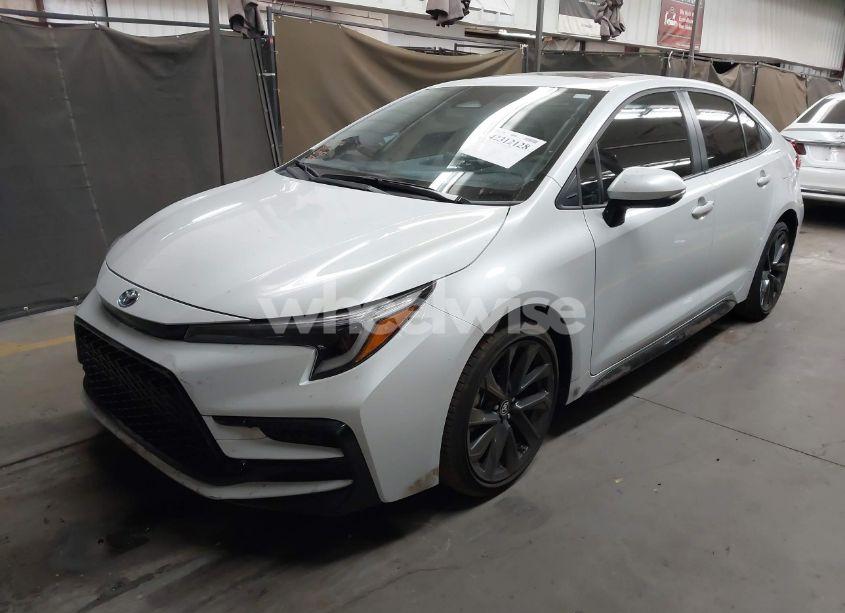 Photo 2 of 2023 Toyota Corolla HYBRID SE (VIN JTDBCMFE2P3018230)